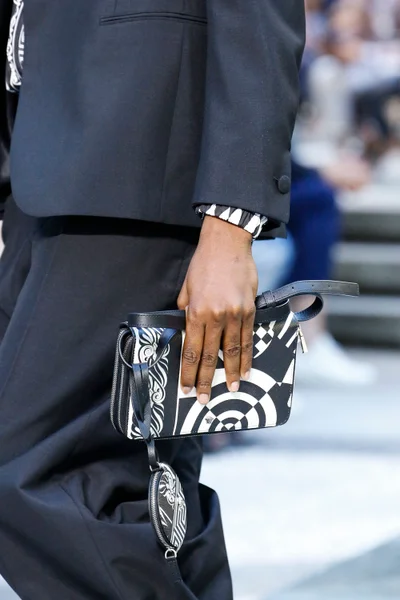 Look 78